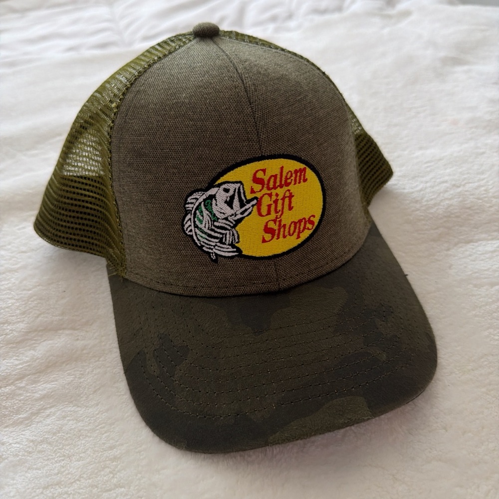 Salem Gift Shops Hat